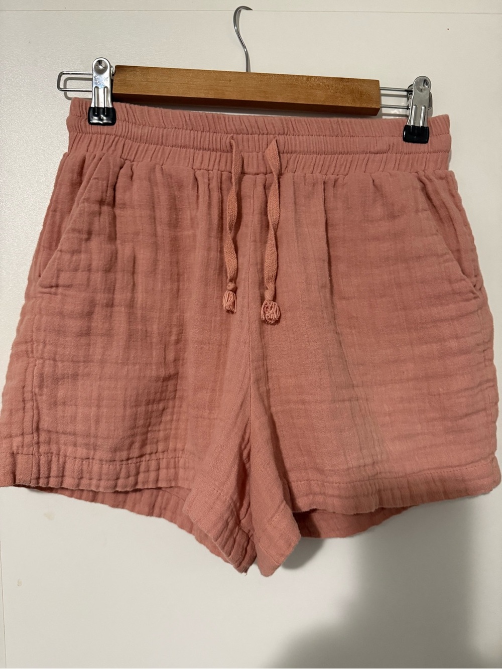 128. Elan Dusty Rose Cotton Gauze Drawstring Shorts Women’s